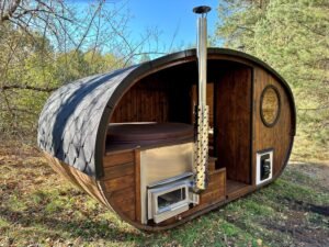 Sauna de jardín con jacuzzi exterior (15)