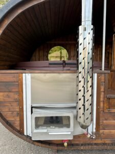 Sauna de jardín con jacuzzi exterior (5)