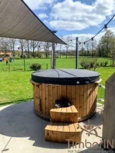 Wood fired hot tub with jets – timberin rojal (1)