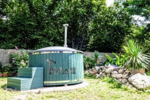 WELLNESS NEULAR SMART Scandinavian Hot Tub No Maintenance Required (5)
