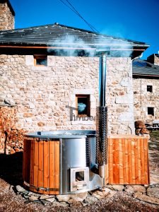 Wood Burning Fiberglass Hot Tub With Jets Wellness Royal (3)