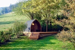 Aussensauna gartensauna iglu pod mit holzofen elektrisch 1 scaled