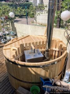 Cheap wooden hot tub (2)