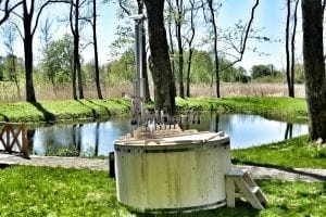 Wooden hot tub basic model made of siberian spruce larch 28