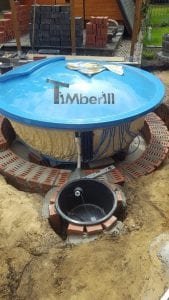 Sunken Terrace Fiberglass Jacuzzi (4)