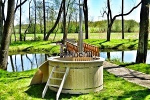 Wood fired hot tub for garden. Includes sand filtration 2 LED and wall insulation 20