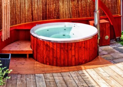 Jacuzzi tinaja exterior de madera