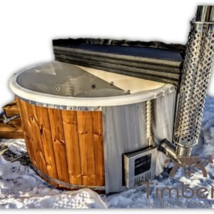 Jacuzzi exterior de madera con calentador exterior de leña