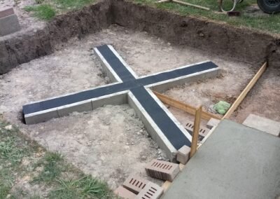 Preparing the base for a hot tub concrete (4)