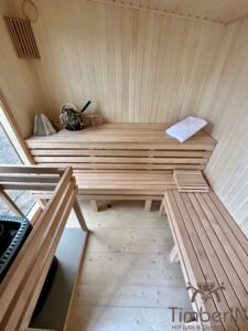 Sauna de jardín moderna con jacuzzi (2)