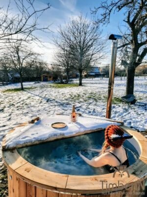 TimberIN Nordic™ External Comfort – jacuzzi con estufa exterior – foto del producto