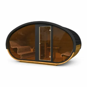 TimberIN Nordic Hobbiton Glass, sauna de exterior con vestuario y frontal acristalado, sobre fondo blanco